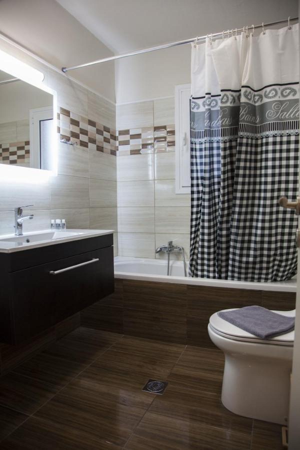 Paporas Apartments Свороната Экстерьер фото